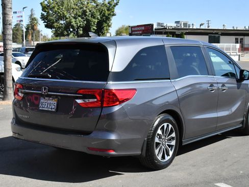 Used 2023 Honda Odyssey EX-L image 8