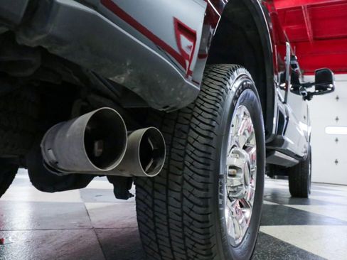 Used 2023 Ford F250 Lariat w/ Lariat Ultimate Package image 43