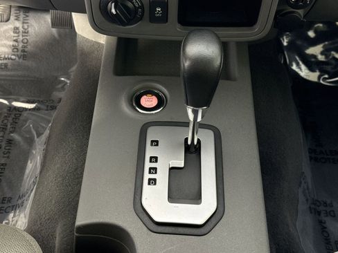 Used 2021 Nissan Frontier SV w/ SV Utility Package image 17