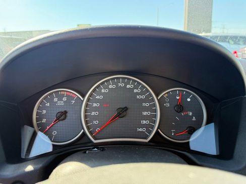 Used 2006 Pontiac Grand Prix Base image 6