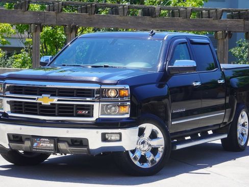 Used 2014 Chevrolet Silverado 1500 LTZ Z71 w/ LTZ Plus Package AWD/4WD image 5