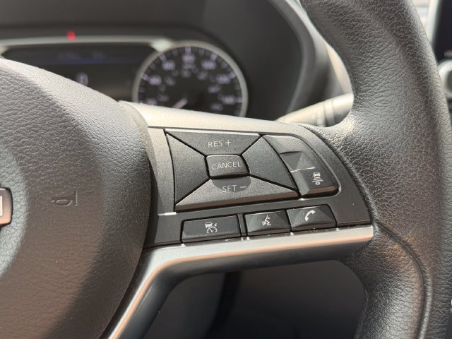 Used 2024 Nissan Sentra SV FWD image 18