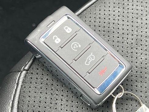 New 2026 Jeep Grand Cherokee Altitude image 28