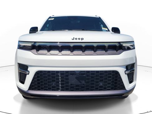New 2026 Jeep Grand Wagoneer Limited AWD/4WD image 2