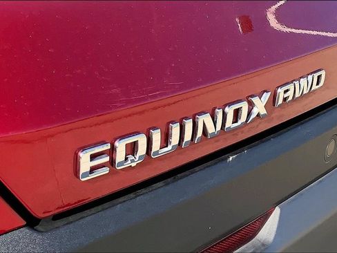 Used 2025 Chevrolet Equinox LT w/ Convenience Package II AWD/4WD image 8