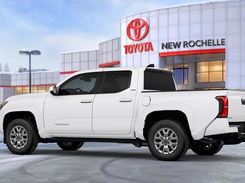 New 2026 Toyota Tacoma SR5 AWD/4WD image 5