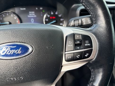 Used 2022 Ford Explorer XLT w/ Class IV Trailer Tow Package image 23