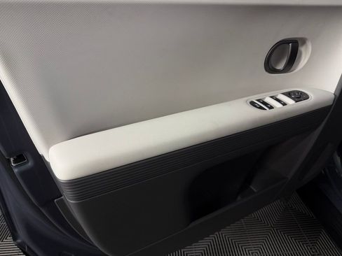 Used 2026 Hyundai Ioniq 5 SE image 25