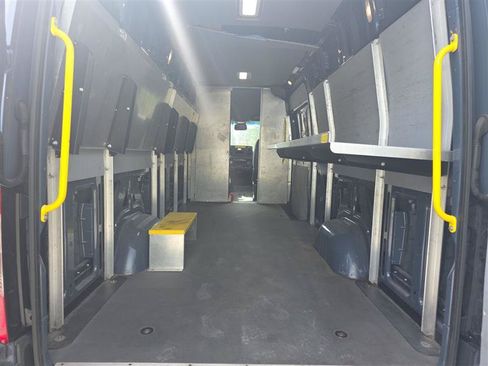 Used 2019 Mercedes-Benz Sprinter 170 image 15
