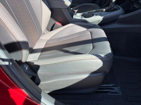 Used 2024 Subaru Crosstrek 2.5i Limited image 7