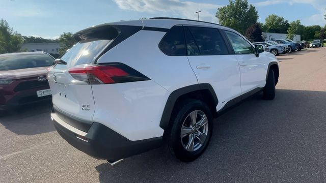 Used 2025 Toyota RAV4 XLE AWD/4WD image 2