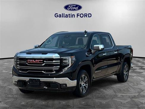 Used 2025 GMC Sierra 1500 SLT AWD/4WD image 1