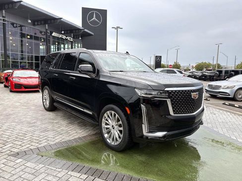 Used 2023 Cadillac Escalade ESV Premium Luxury AWD/4WD image 7