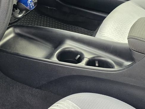 Used 2016 Toyota Prius Two FWD image 19