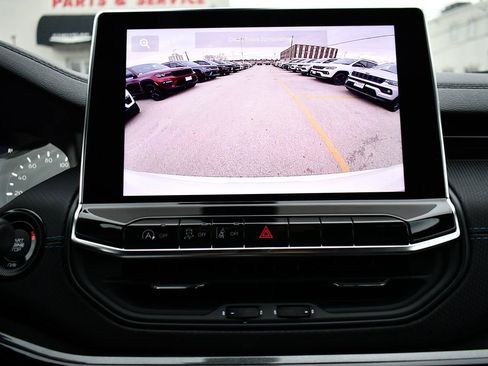 New 2026 Jeep Compass Latitude image 15