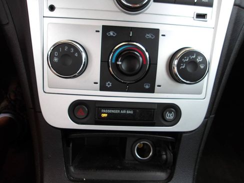 Used 2010 Chevrolet Malibu LT w/ Power Convenience Package FWD image 12