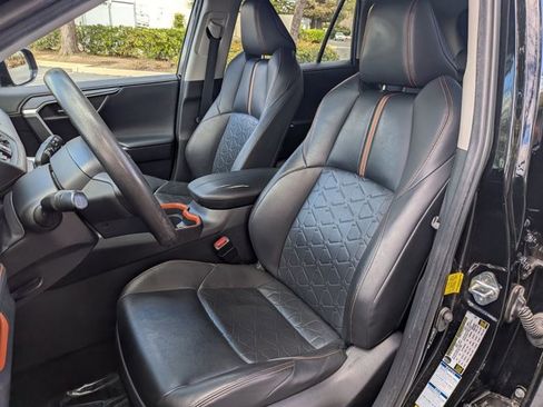 Used 2019 Toyota RAV4 Adventure AWD/4WD image 15
