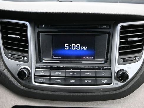 Used 2016 Hyundai Tucson SE w/ Option Group 02 AWD/4WD image 19