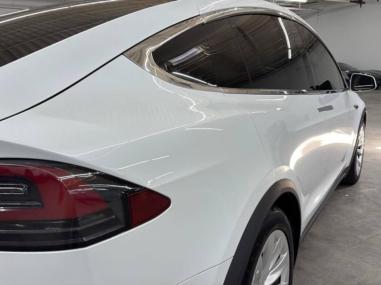 Used 2018 Tesla Model X 75D AWD/4WD image 8