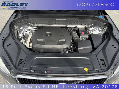 Used 2019 Volvo XC90 T6 Momentum AWD/4WD image 10