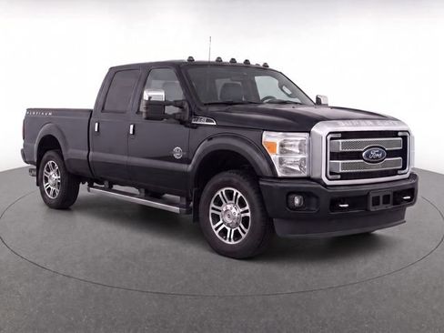Used 2014 Ford F250 Platinum AWD/4WD image 2