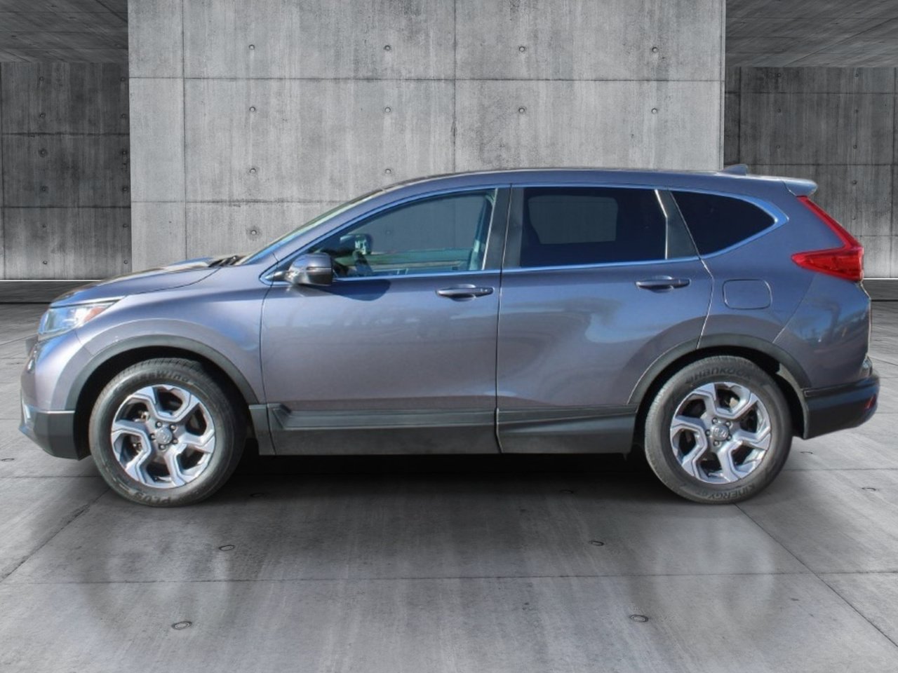 Used 2018 Honda CR-V EX-L image 2