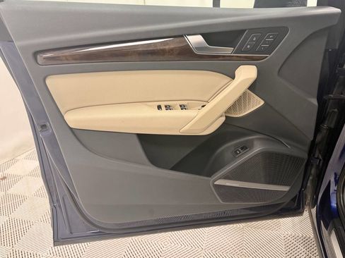 Used 2018 Audi Q5 2.0T Premium Plus w/ Premium Plus Package image 32