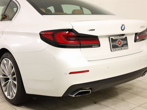 Used 2023 BMW 530i xDrive image 46