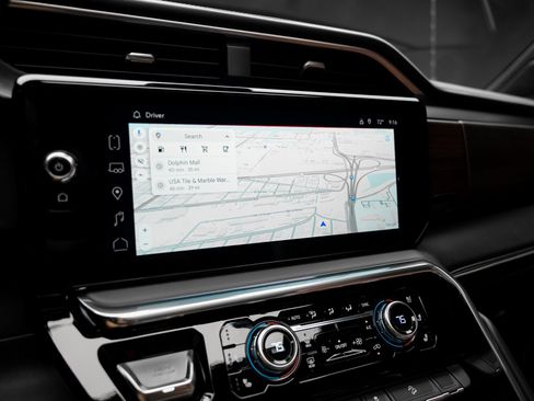 Used 2024 GMC Sierra 2500 Denali Ultimate w/ LPO, GMC Protection Package image 47