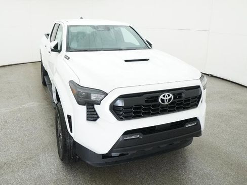 New 2025 Toyota Tacoma TRD Sport image 32