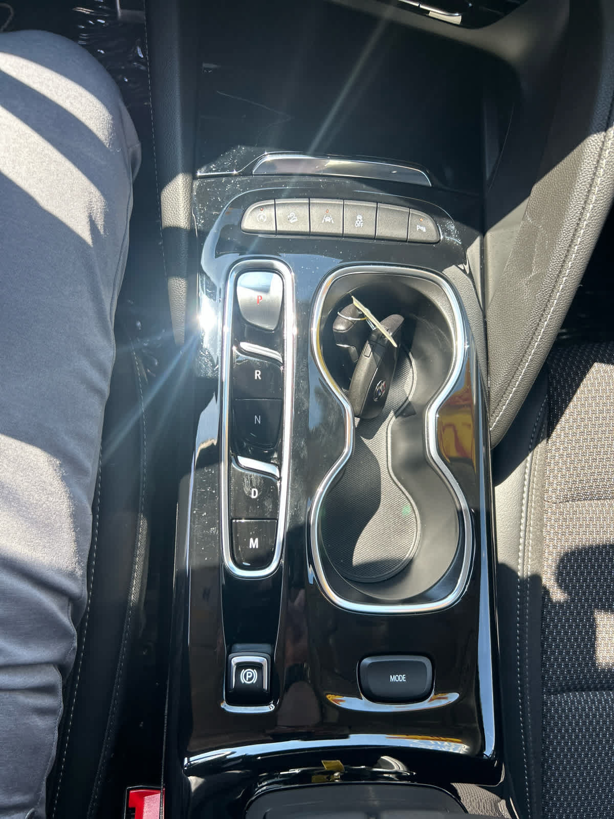 Used 2023 Buick Envision Preferred w/ Sport Touring Package AWD/4WD image 19