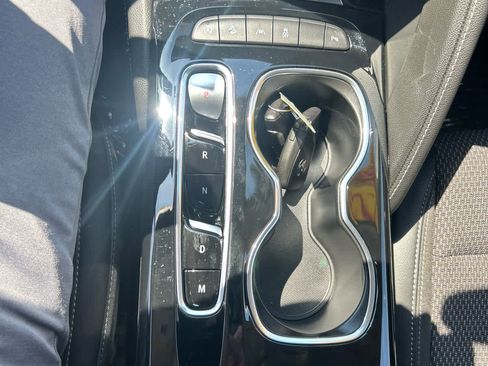 Used 2023 Buick Envision Preferred w/ Sport Touring Package AWD/4WD image 19