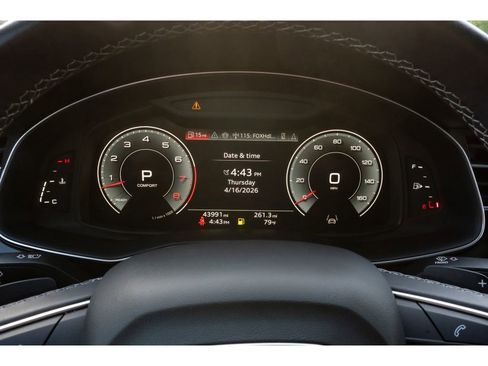 Used 2025 Audi Q7 3.0T Premium Plus AWD/4WD image 24