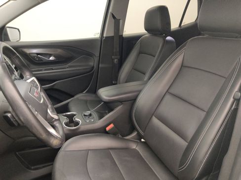Used 2022 GMC Terrain SLT FWD image 17