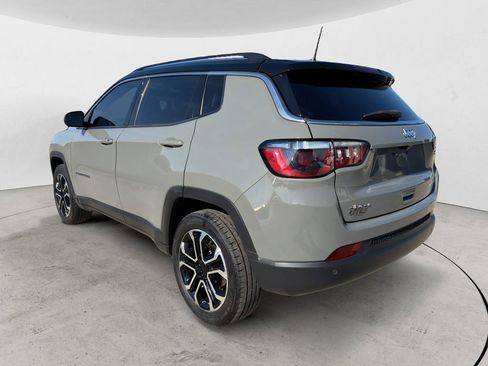 Used 2022 Jeep Compass Limited AWD/4WD image 7