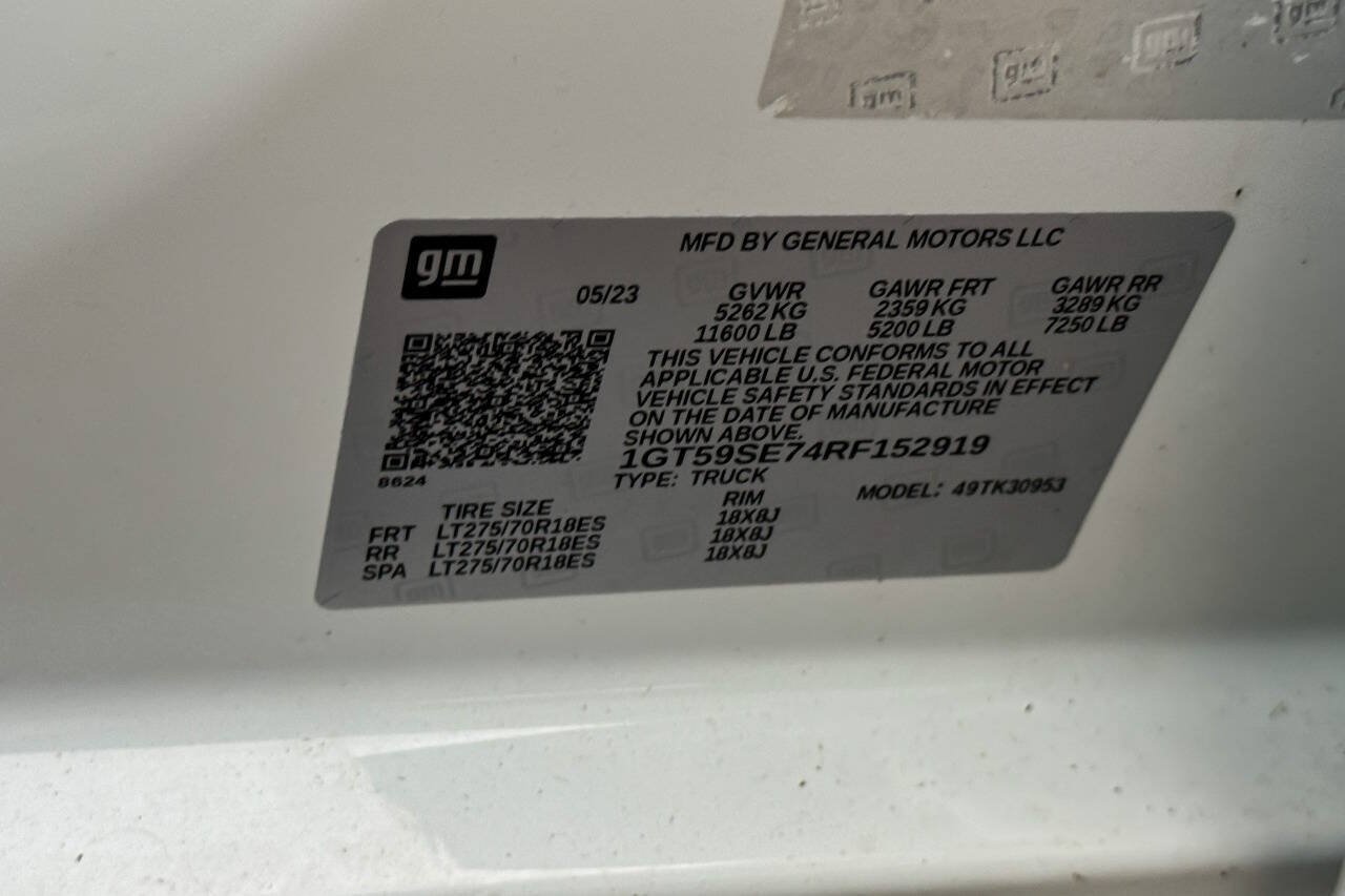 Used 2024 GMC Sierra 3500 Pro AWD/4WD image 25