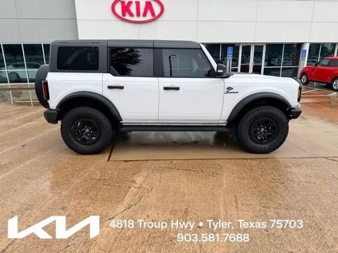 Used 2024 Ford Bronco Wildtrak AWD/4WD image 14