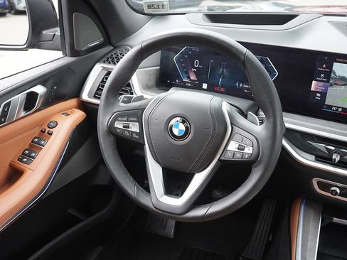 Used 2024 BMW X5 xDrive40i w/ Premium Package AWD/4WD image 33