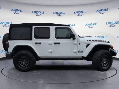 Used 2022 Jeep Wrangler Unlimited Rubicon w/ LED Lighting Group AWD/4WD image 3