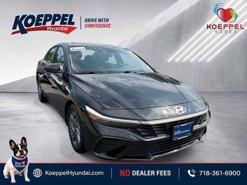 Certified 2024 Hyundai Elantra SEL FWD image 1