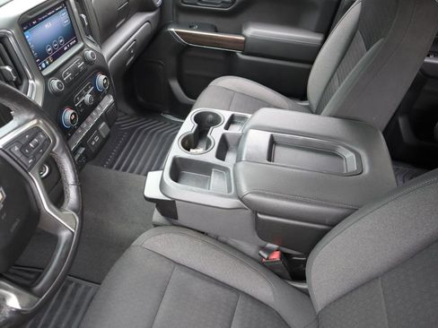 Used 2021 Chevrolet Silverado 1500 LT w/ Z71 Off-Road Package image 32