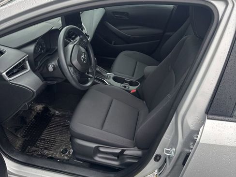 Used 2024 Toyota Corolla LE image 5