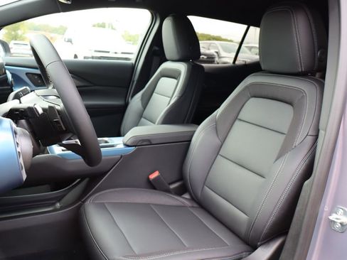 New 2026 Chevrolet Equinox EV LT image 11