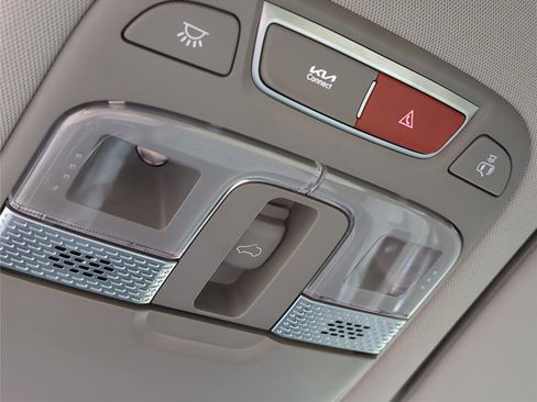 Used 2024 Kia Telluride S w/ S Sunroof Package image 13