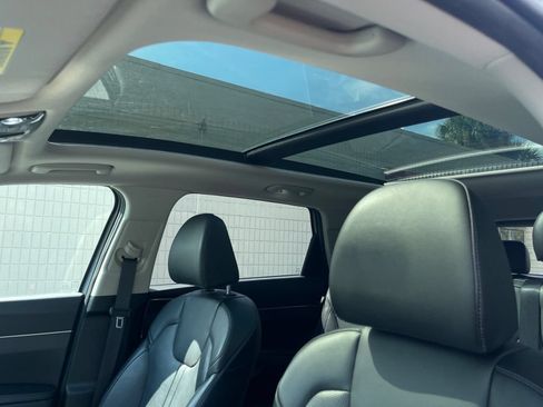 Used 2025 Kia Sorento S w/ Panoramic Sunroof Package FWD image 24