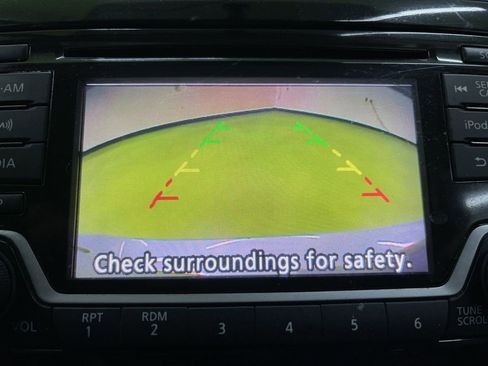 Used 2018 Nissan Sentra SV image 16