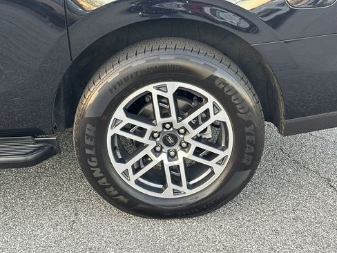 Certified 2025 Ford Expedition Max Active image 22