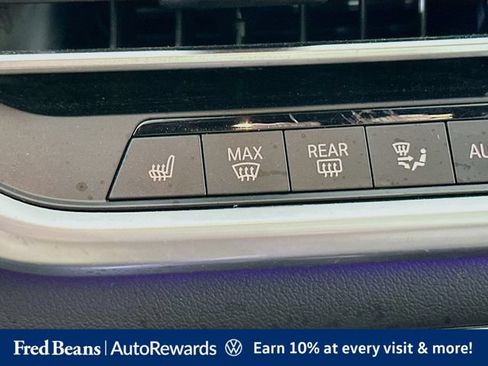 Used 2023 BMW X5 xDrive40i w/ Premium Package AWD/4WD image 26