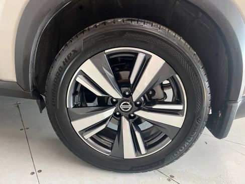 Used 2021 Nissan Rogue SL w/ Premium Package AWD/4WD image 15