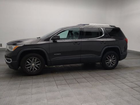 Used 2018 GMC Acadia SLT FWD image 2